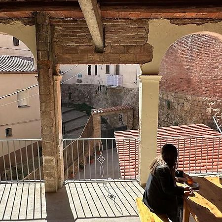 Habitacion Roca Foradada En Casa Cami De Les Aiguees Monistrol De Montserrat Εξωτερικό φωτογραφία