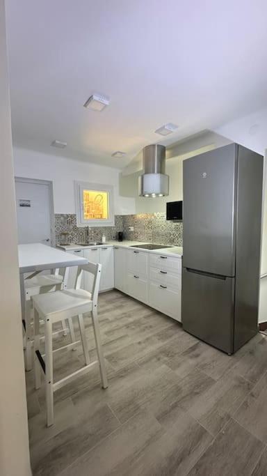 Habitacion Roca Foradada En Casa Cami De Les Aiguees Monistrol De Montserrat Εξωτερικό φωτογραφία